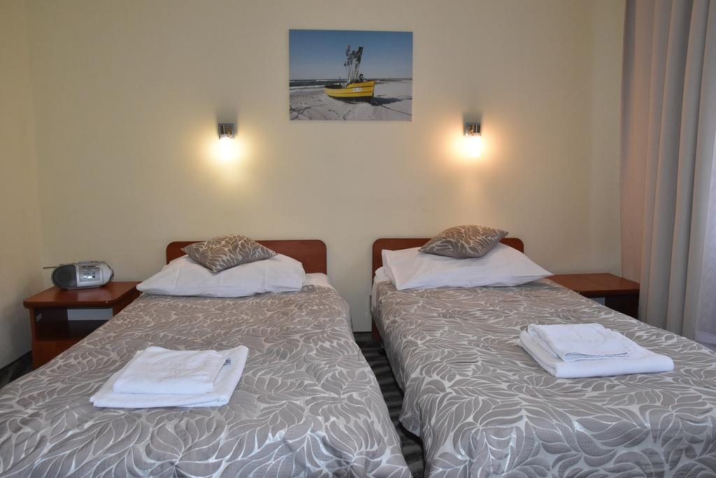Hotel *** Nat Kołobrzeg Extérieur photo