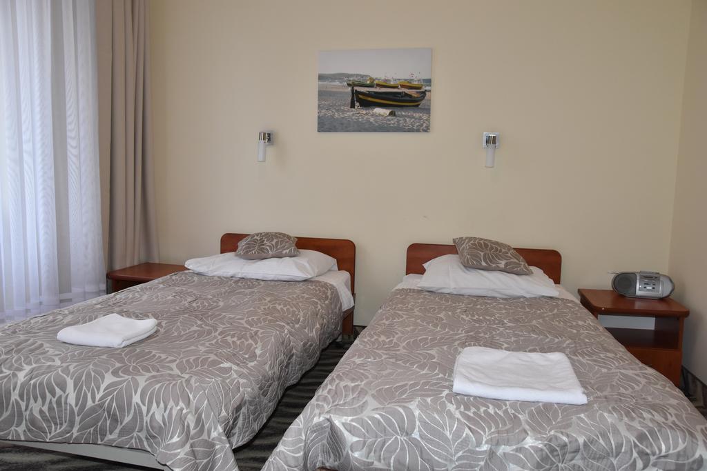 Hotel *** Nat Kołobrzeg Extérieur photo