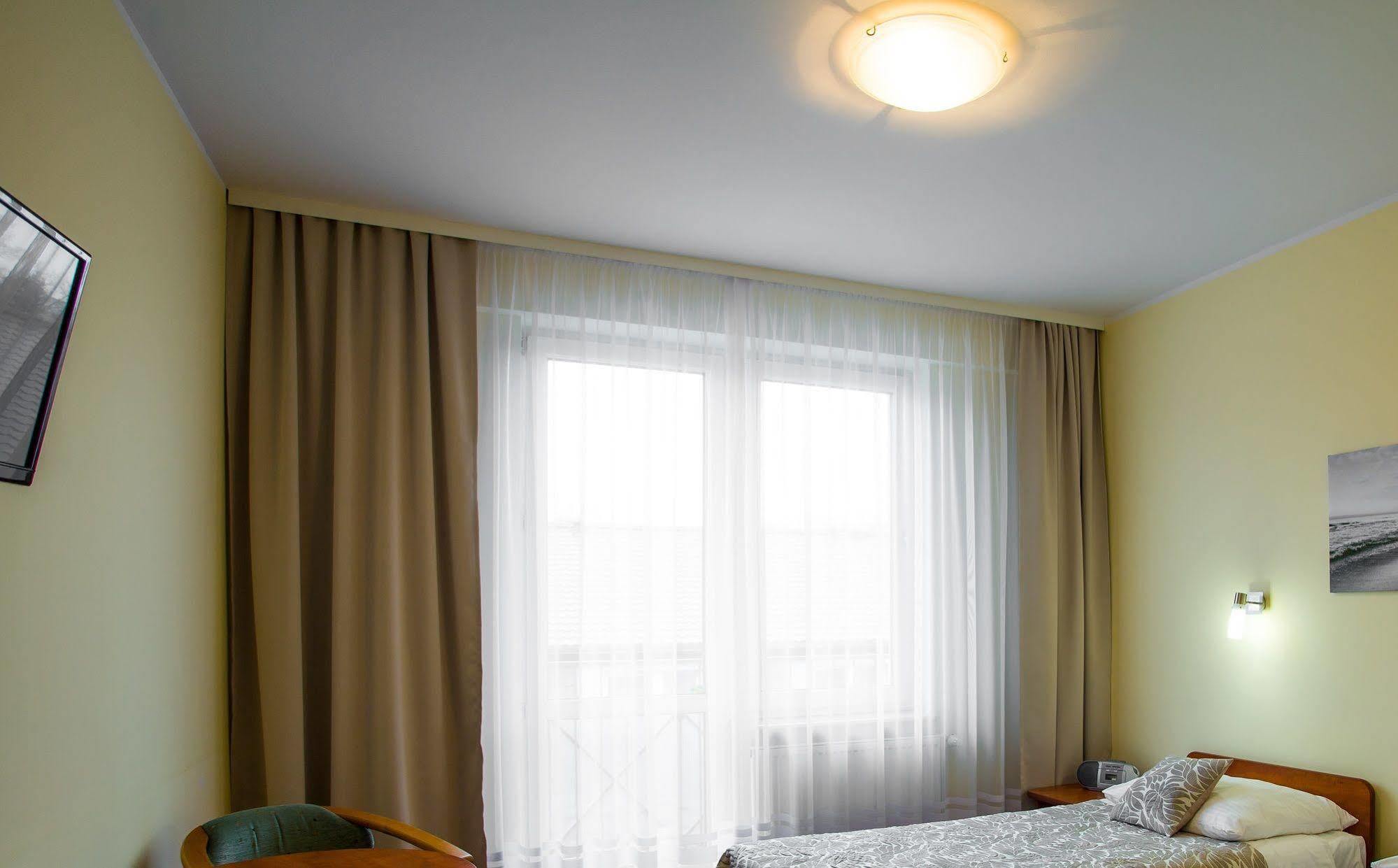 Hotel *** Nat Kołobrzeg Extérieur photo